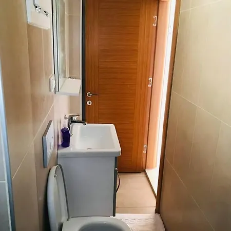 3+1 In Hisaroenue Center فتحية
